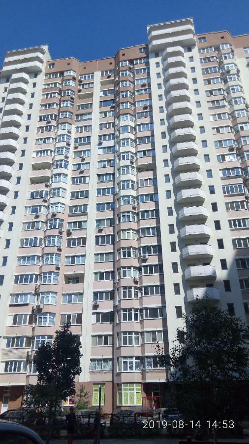 Люкс Апартаменты На Позняках Kiev Extérieur photo